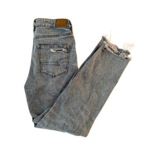 American Eagle “Mom Jean” - Size 8 Regular High Rise Distressed Raw Hem